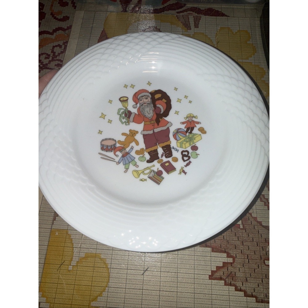 Hutschenreuther‎ Scala 10.25" Holiday Christmas Plate St. Nicholas Set Of 5